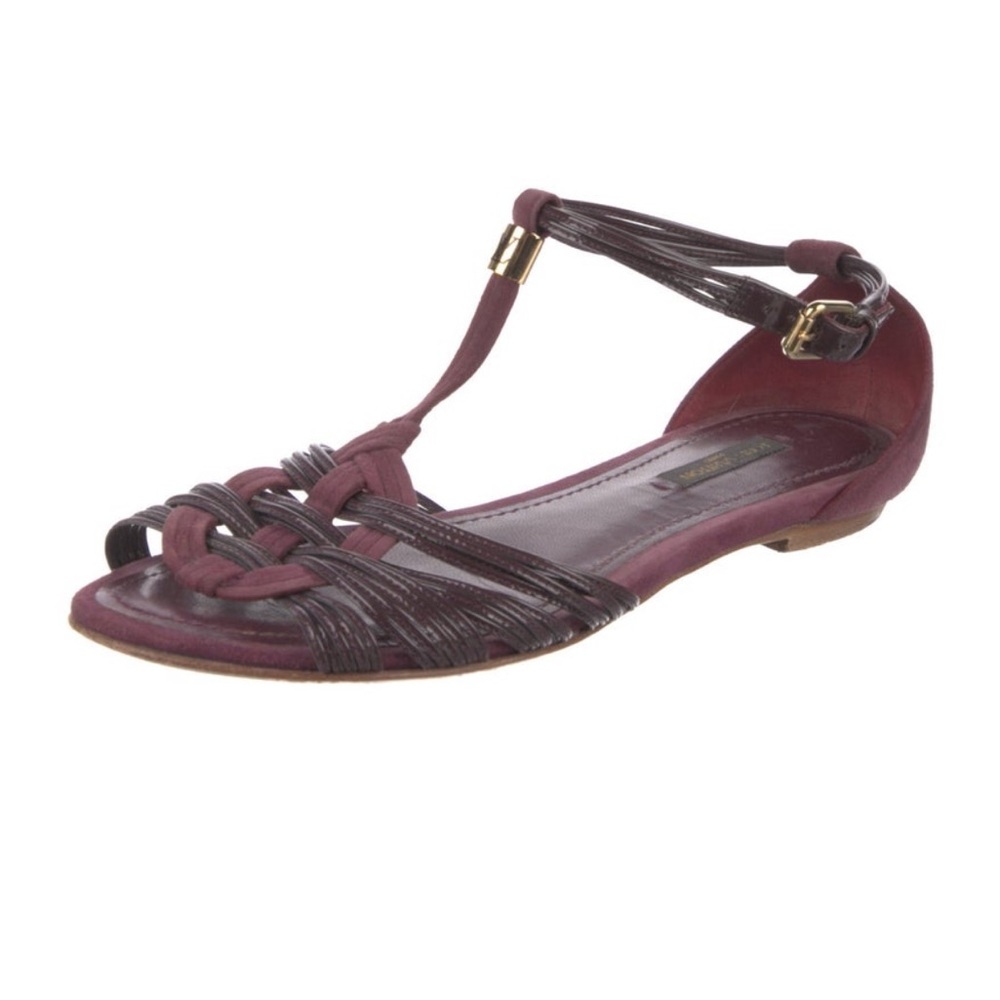 Louis Vuitton
Suede T-Strap Sandals